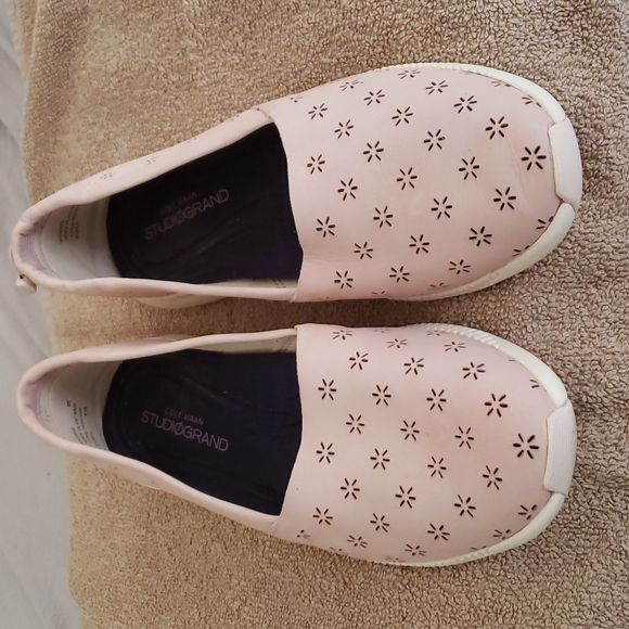 Cole Haan Womens Studiogrand Perforated 
